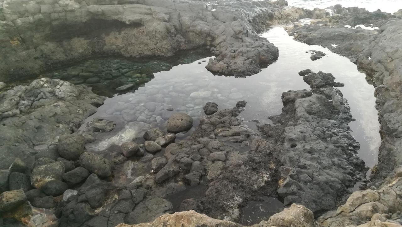 Casa De Los Pajaritos. Charco del Palo Buitenkant foto