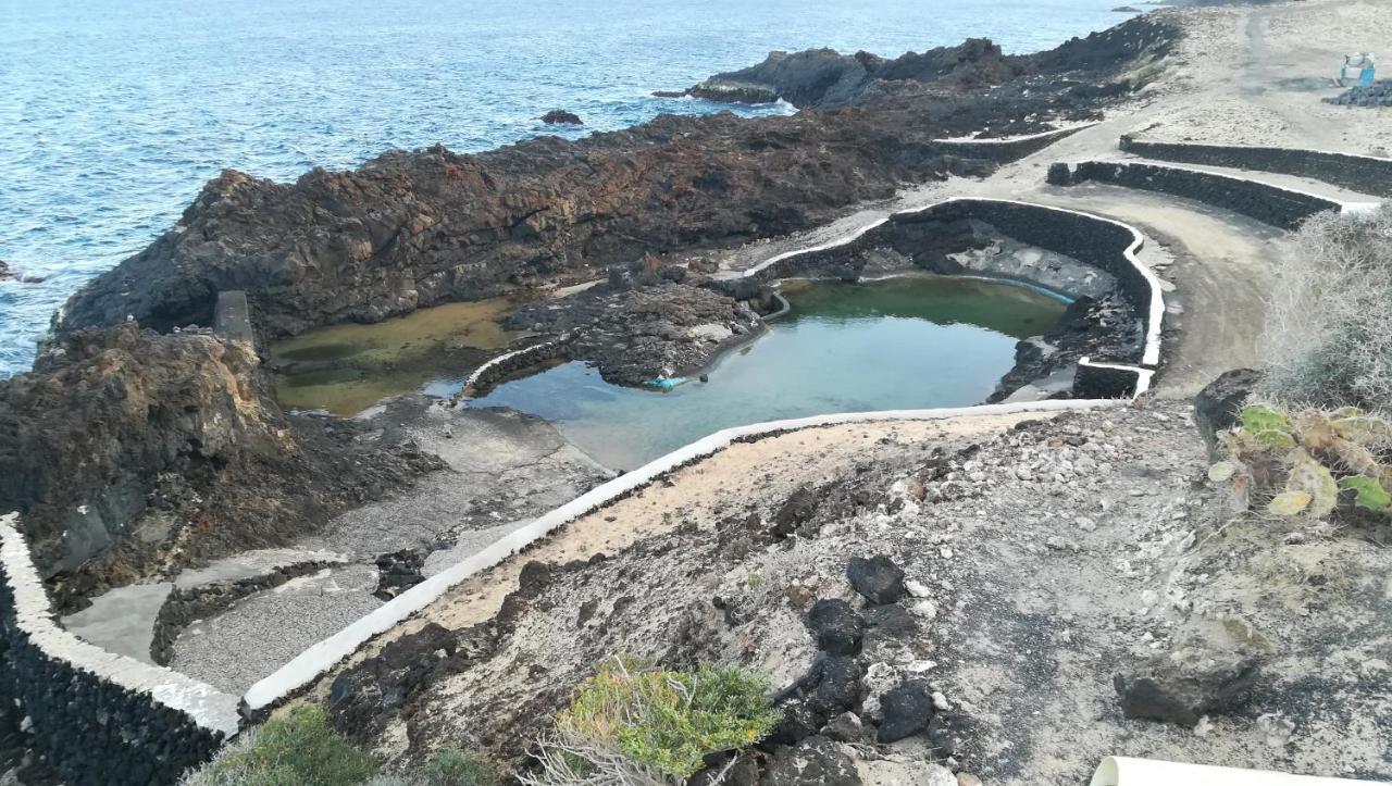 Casa De Los Pajaritos. Charco del Palo Buitenkant foto